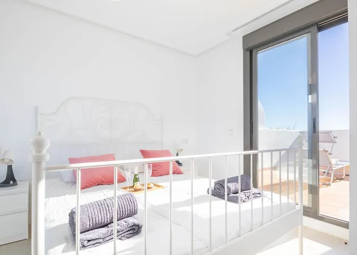 Sunset Sunshine Pool And Golf - Happy *