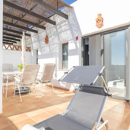 Sunset Sunshine Pool And Golf - Happy *