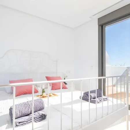 Sunset Sunshine Pool And Golf - Happy *