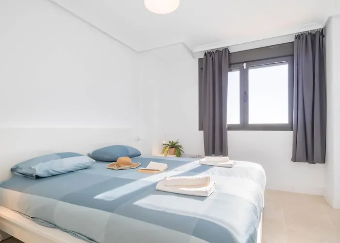 Sunset Sunshine Pool And Golf - Happy *